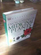 CHEVALLIER: ENCYCLOPEDIA OF MEDICINAL PLANTS. 2001.