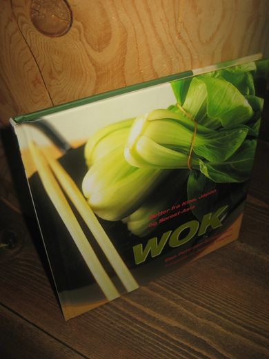 Schepelern: WOK. Retter fra Kina, Japan og Sørøst Asia. 2001.