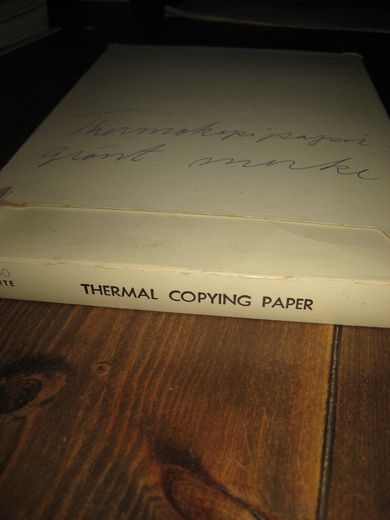Pakke med innhold THERMAL COPYING PAPER 50-60 tallet (Thermokopipapir grønt merke)