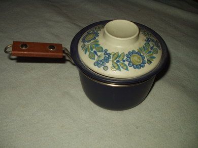 Ildfast skål med hank 60-70 tallet Figgjo dekor: TOR VIKING