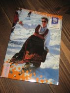 515 LOOC 1991 Telemark skiing in national costume
