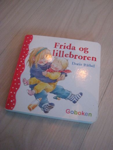 Rubel: Frida og lillebroren 2014
