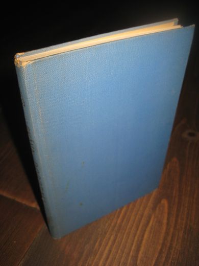 SVÅVA: DOGGFALL. 1946.