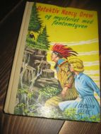 KEENE: Detektiv Nancy Drew og mysteriet med fantomtyven Bok nr 42