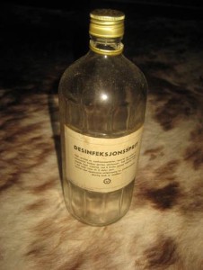 Flaske uten innhold, DESINFEKSJONSSPRIT. 60 tallet. Th. Bjørck & Co. 