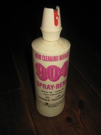 Flaske med noe innhold 904 SPRAY RENS 80 tallet