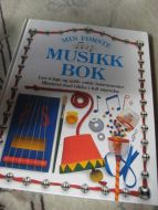 MIN FØRSTE MUSIKK BOK. 1993.