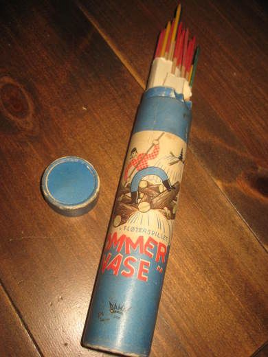 FLØTER SPILLET TØMMERVASE meget pent 60 tallet Fra DAMM