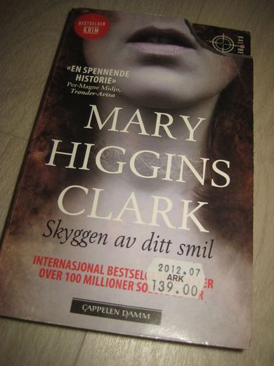 CLARK: SKYGGEN AV DITT SMIL 2012