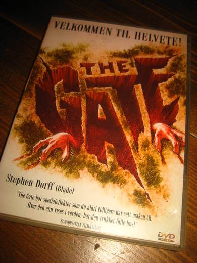 VELKOMMEN TIL HELVETE 18 ÅR 1987 85 MIN