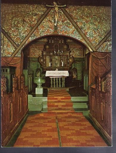 Interiør fra Røldal kirke Røldal 800 år gammel