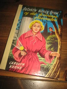 KEENE, CAROLYN: Detektiv Nancy Drew og det forsvunne glassmaleri. Bok nr 34.