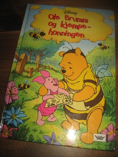 Ole Brumm og kjempe honningen 2004