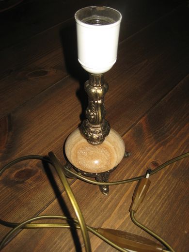 Pen bordlampe uten skjerm 60 tallet