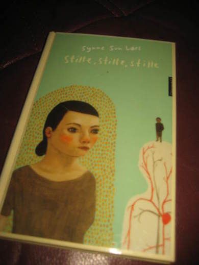 LØES: STILLE, STILLE, STILLE. 2013.
