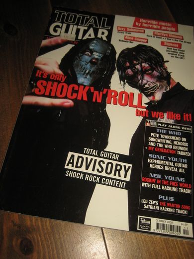 2000 nr 010 TOTAL GUITAR