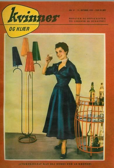 1953 nr 021 Kvinner OG KLÆR