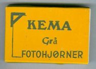 KEMA GRÅ FOTOHJØRNER