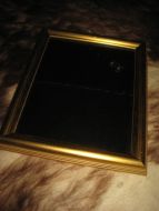 Bilde med gullramme og glass, klar til innramming, ca 23*29 cm stort. 