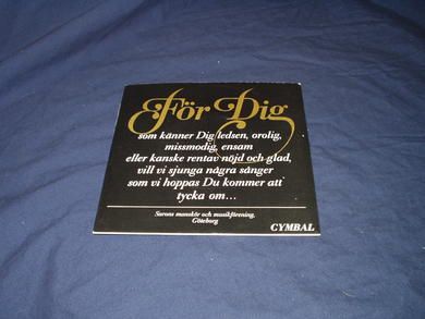 SARONFORSAMLINGEN GØTEBORG SJUNGER: JAG VET ET NAMN / HERRE JAG VIL BIDA / JESUS KOM OCH FRELSTE MIG / DET FINNES FRID 1968