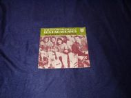 LOS PARAGUAYOS: TAKA TAKA TA Y VIVA ESPANA