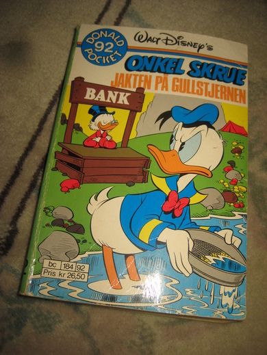 ONKEL SKRUE JAKTEN PÅ GULLSTJERNEN Bok nr 92