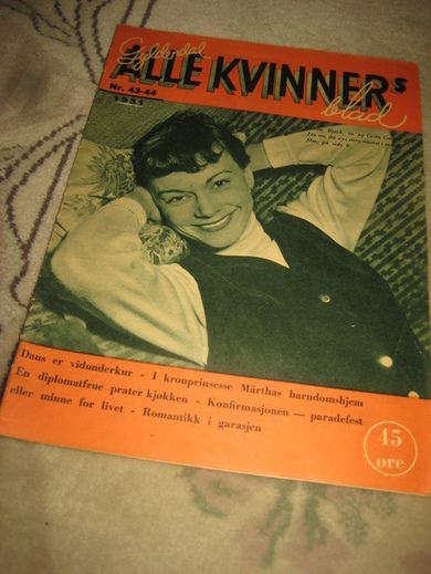 1951 nr 043 -44 ALLE KVINNER