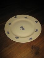 Egersund tallerken med brunt stempel, 30 tallet. Ca 23 cm i diameter. 