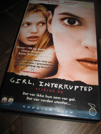 GIRL INTERRUPTED 1999 15 ÅR 120 MIN