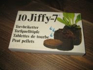 Uåpna eske med ubrukt innhold, 10 Jiffy-7 Torvbriketter, 70-80 tallet.