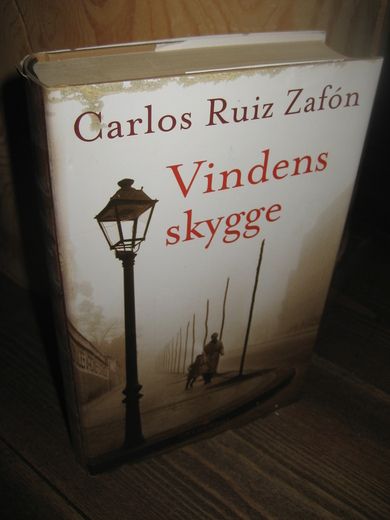 Zafon: Vindens skygge. 2002.