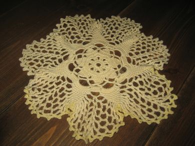 Pen hekla brikke ca 25 cm brei