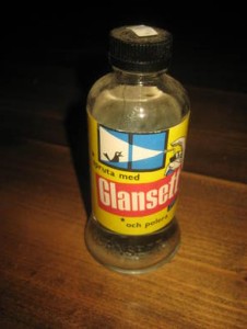 Flaske med ubrukt innhold, GLANSETT, 60 tallet.