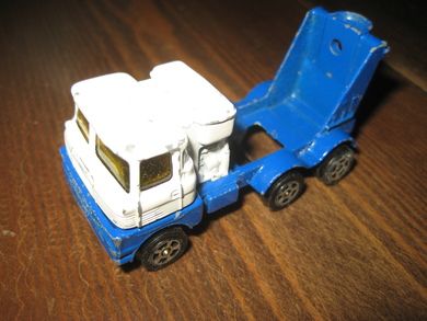 Betongbil løs blander følger med hadde ikkje denne når bildet ble tatt 1969 ??