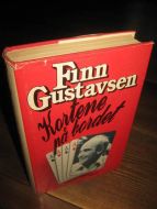 GUSTAVSEN, FINN: KORTENE PÅ BORDET. 1979.
