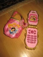 Liten engel noe for dseg? Ca 8 cm høg