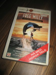FREE WILLY. 1993, 110 MIN,