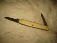 Liten fin kniv med beinskaft ca 8 cm lang Tidleg 1900