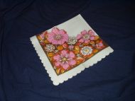 Seviett med blomstermotiv