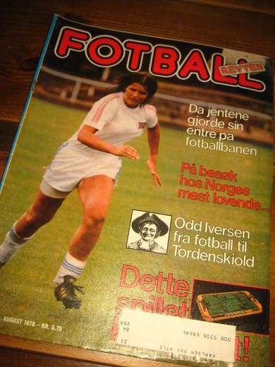1978 nr 032 FOTBALL REVYEN