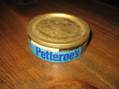 Petterøes Blå Peppermynte, fra Tiedemans Tobaksfabrik