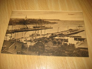 Larvik Bryggen Fra Preutz Boghandel