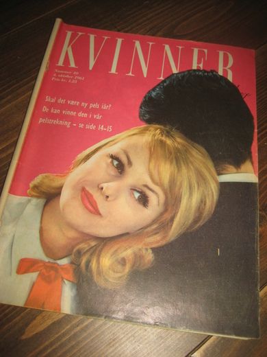 1961 nr 040 KVINNER OG KLÆR
