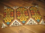 Eldre pen pute ca 42*26 cm stor 50-60 tallet