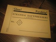 Ubrukt merkelapp fr STRANDA SAFTPRESSERI 60 tallet