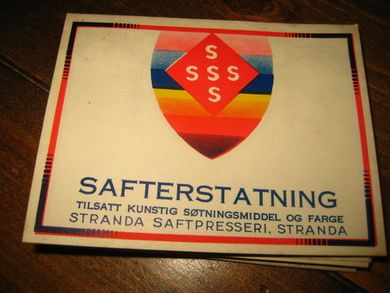 Etikett SAFTERSTATNING fra Stranda Saftpresseri 60-70 tallet Lag din egen saft og bruk en dekorati etikett