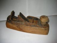 Meget gammel høvel uten stål