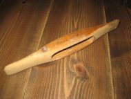 Gammel vevskyttel, ca 31 cm lang. 1800 tallet.
