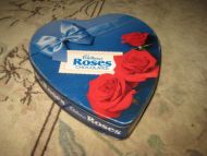 Pen boks til kjøkkenbenken? Roses CHOCOLATES 24 CM HØG