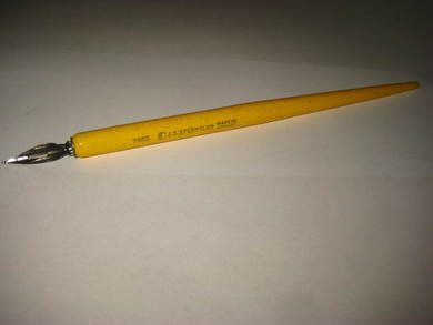 Penn og pennesplitt fra 60 tallet Gul Statler Germany